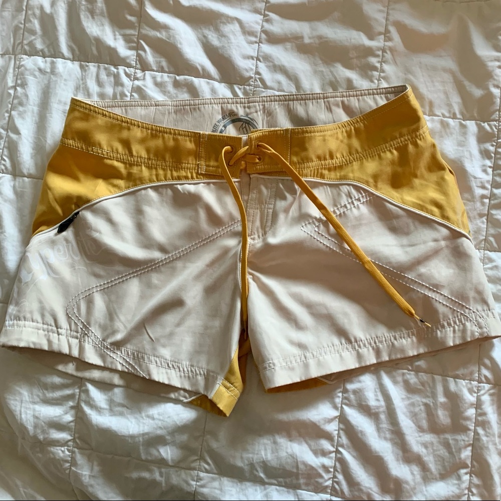 Hyperlite Legion Divine Shorts Size 9